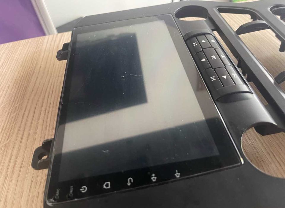 екран радио за кола jeep нов оригинален