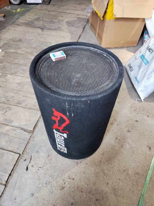 Продам сабвуфер 30см