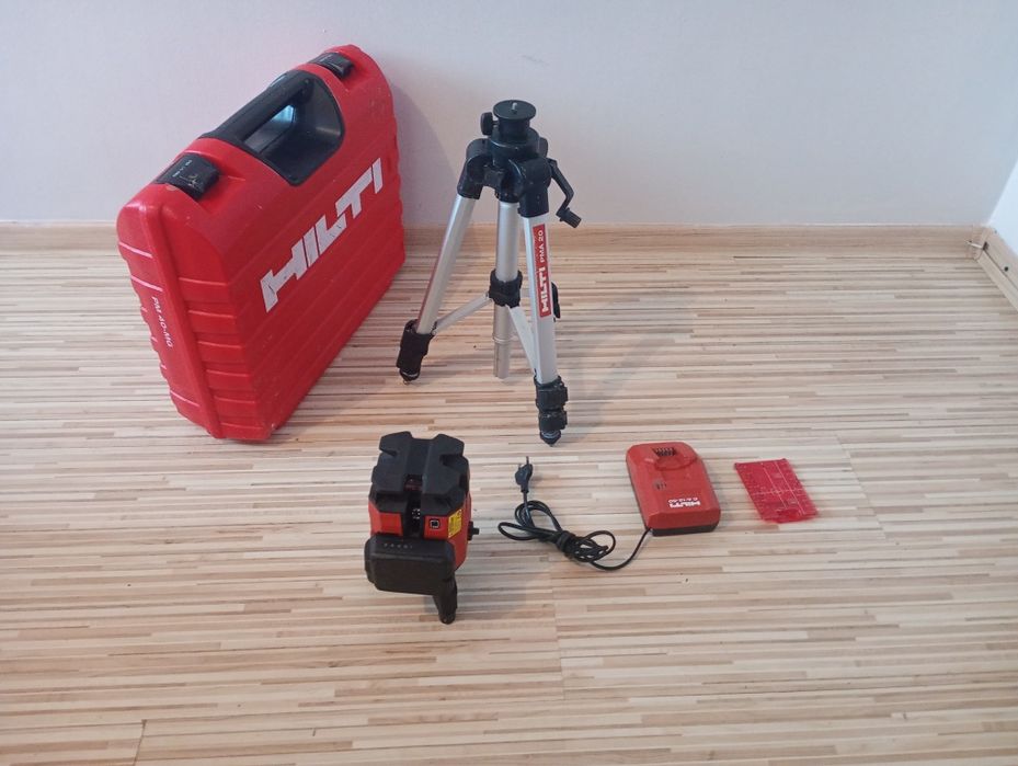 Nivelă laser Hilti
