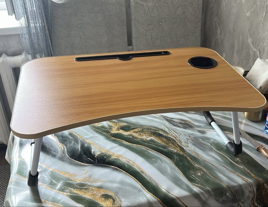 Столик для ноутбука ЛДСП 60x40x33 см
