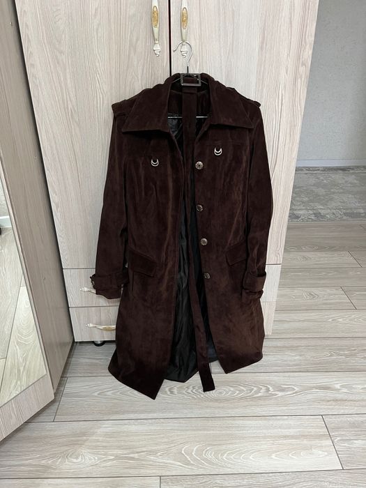Плащ женский вельветовый