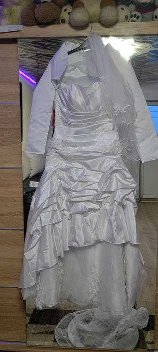 Vând rochie de mireasa