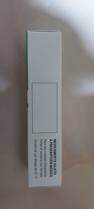 Vând unguent Bactroban (Mupirocin) 15g