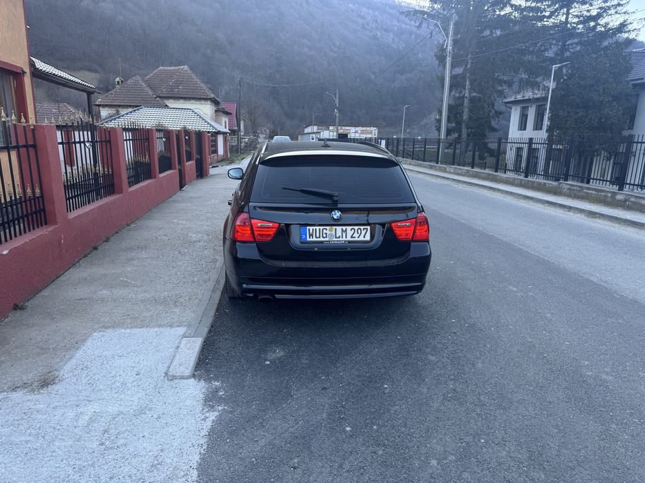 Bmw ser 318 d  143 cai euro 5 anul 2012 /6