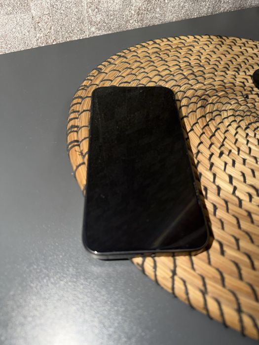 Продам Iphone 15 pro max