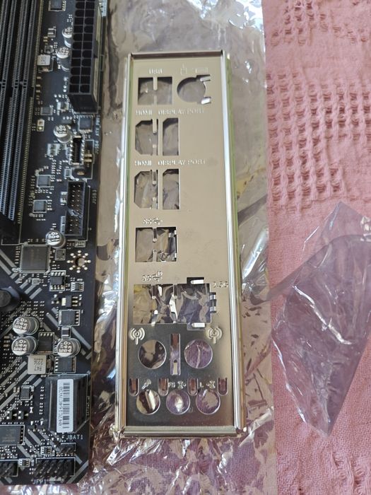 Core i9 13900KF + Msi Pro B660M-A Wifi