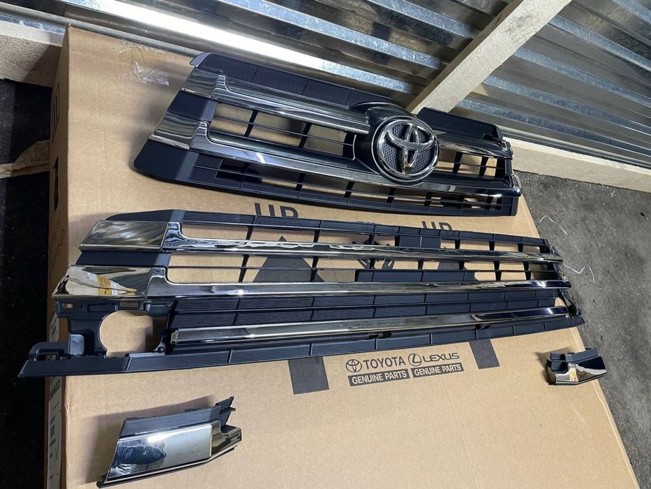 Решетка радиатора, решетка в бампер Хайландер на все модели