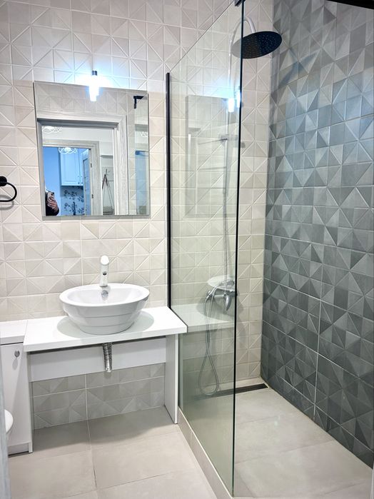 Inchiriez apartament 2 camere Prima Onestilor