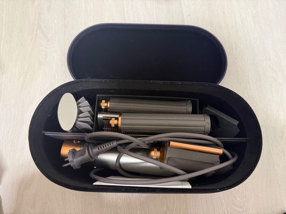 Vand Trusa Coafat Multistyler Dyson Airwrap Complete Long HS05