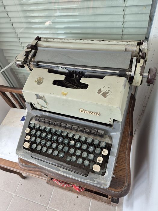 Vand masina de scris Consul