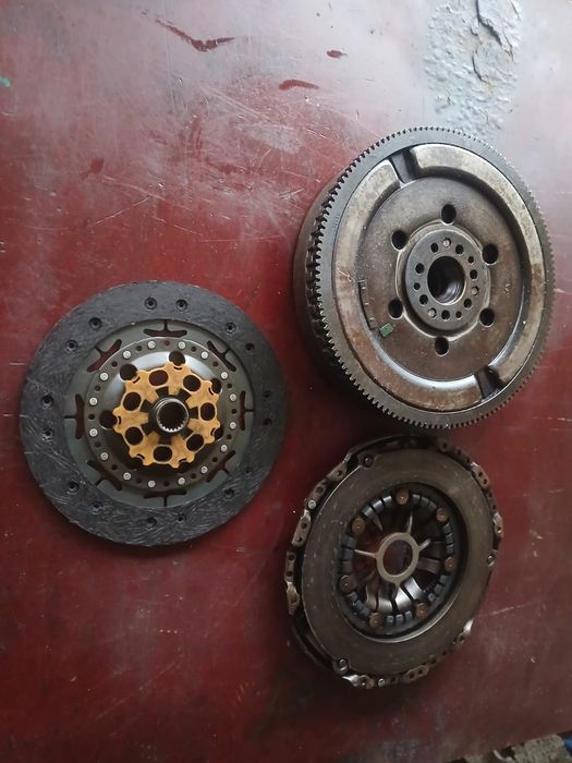 Kit ambreiaj cu volanta Renault Megane 2 1.9 tdi