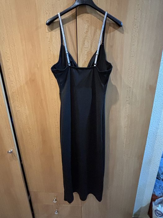 Елегантна рокля