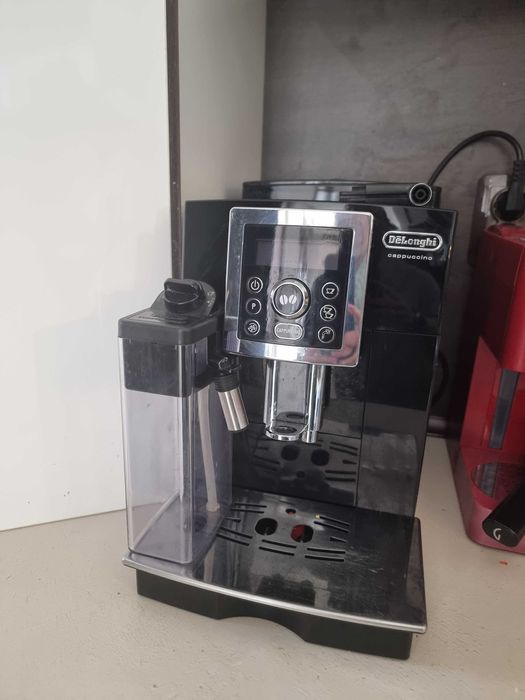 Кафеавтомат DeLonghi ECAM 23.460 B, 15 ,Метална кафемелачка,