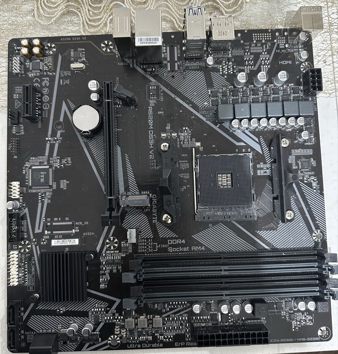 Placa de bază Gigabyte A520m DS3H V2, SOCKET AM4 (Garanție)