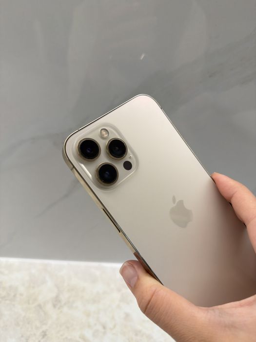 Продам Iphone 12 pro max 128 gb