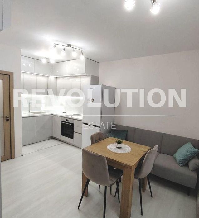 Дава се под наем Тристаен апартамент в Варна, Левски - 78 кв.м за 787.95 € - Снимка #4