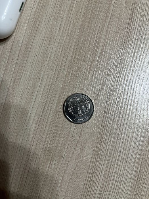 Монеты продаю, срочно