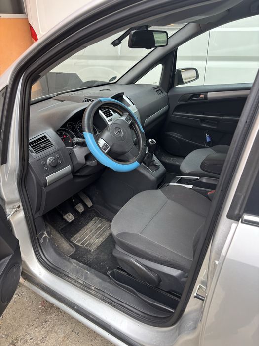 Opel zafira an 2009,1,7 diesel