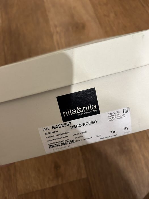 Продам обувь производство Италия