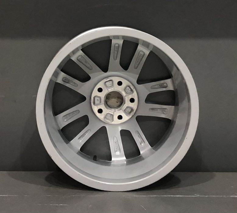 Джанти за  AUDI A3 8V 17цола.