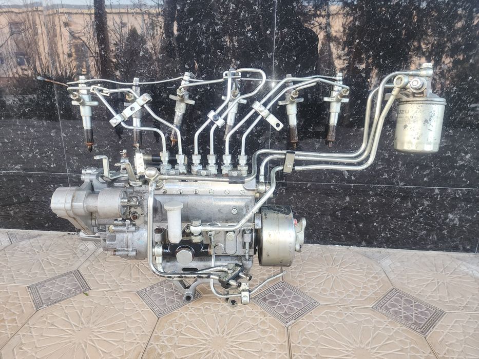 Топливо насос апарат исузу 10 т лик. ISUZU 10 t