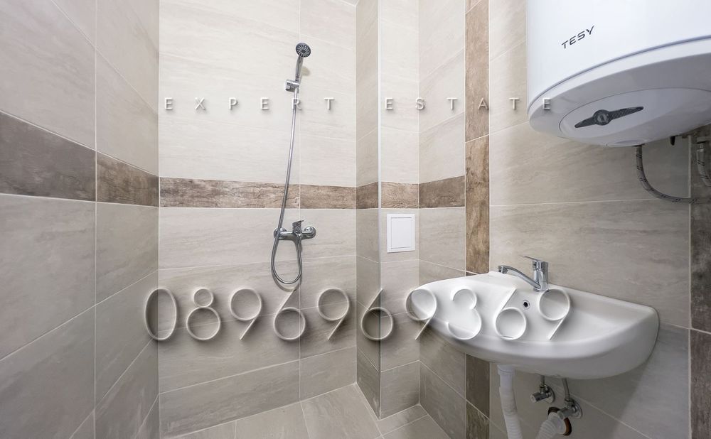 Продава се Тристаен апартамент в Варна, Цветен квартал - 75 кв.м за 1587 €/кв.м - Снимка #12