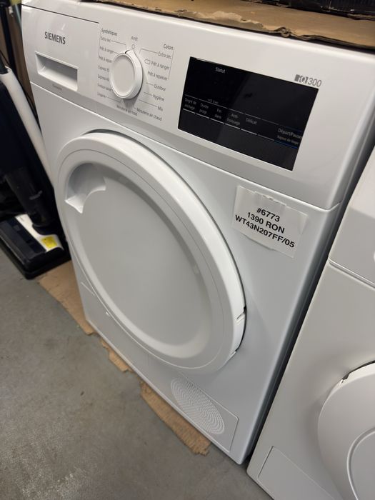 Uscător de rufe cu condensare Siemens WT43N207FF