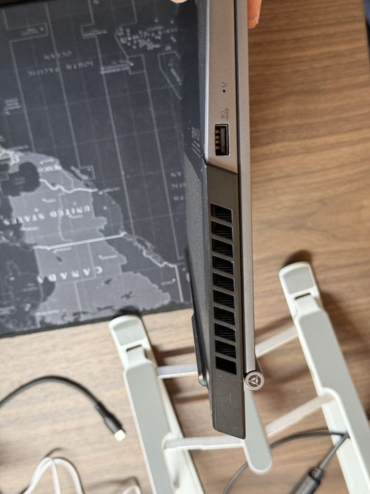 Lenovo Legion 7 | RTX 2070 Super 8GB | 24 GB RAM | 1 TB SSD | 144 Hz