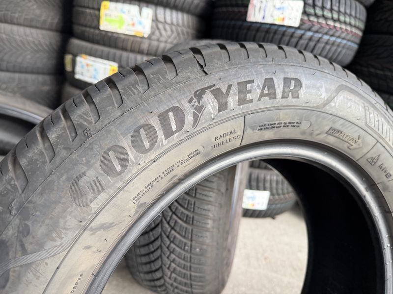 215/65/17 GOODYEAR 4бр