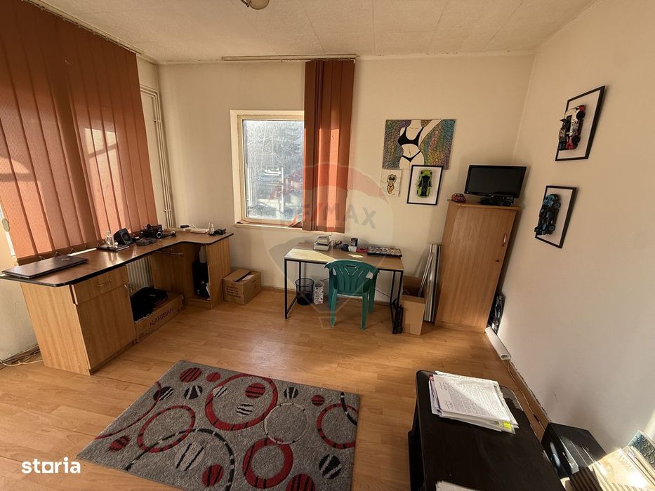 Casa de vânzare in centrul orașului Câmpulung la preț de apartament