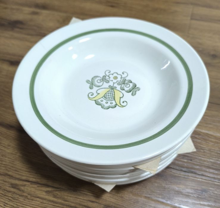 Глубокие большие тарелки НОВЫЕ