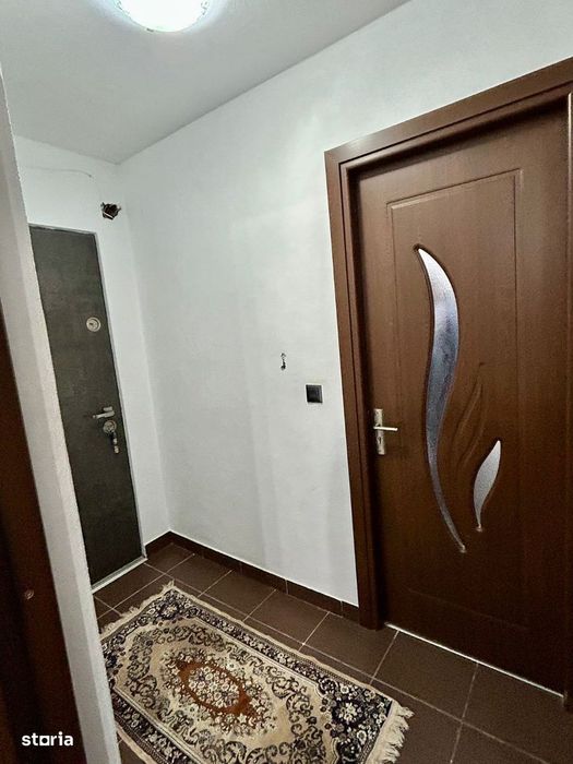 Proprietar închiriez ap.2 camere, Ion Minulescu, balcon închis