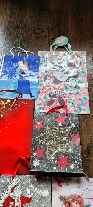 Подаръчни празнични коледни торбички