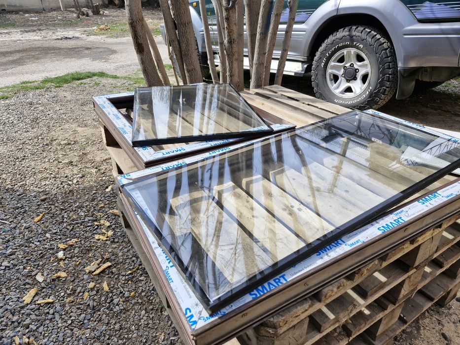 Окна пластиковые б/у