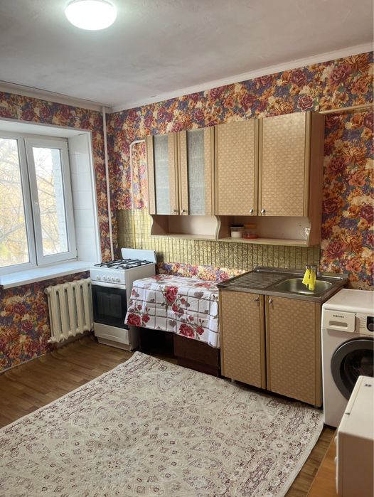 Суточно кв есть район Универмаг