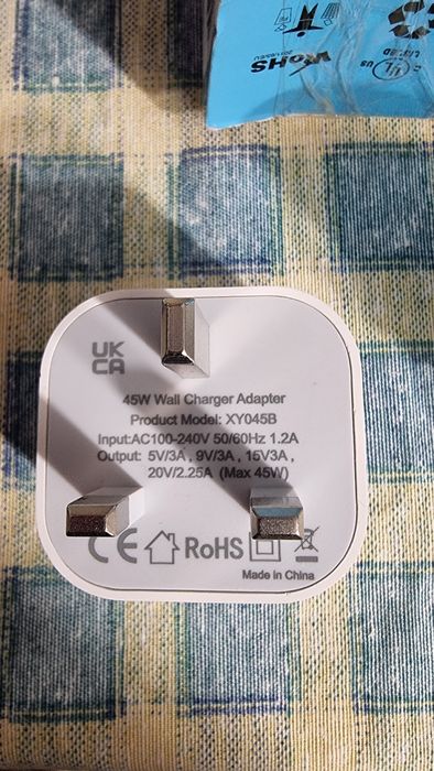 Разклонители с USB,адаптери