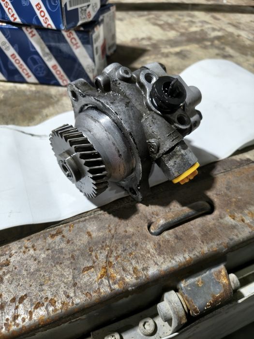 Nissan Atleon pompa servo ZD30