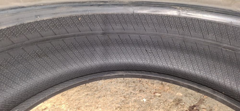 Продам шины состоянии нового