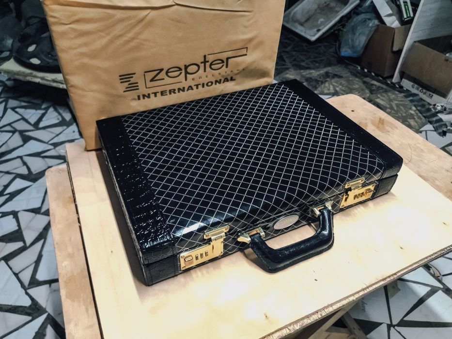 Набор столовых приборов