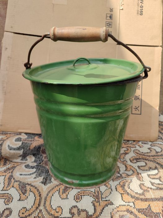 Эмалированные тазы,ведра. Советского периода