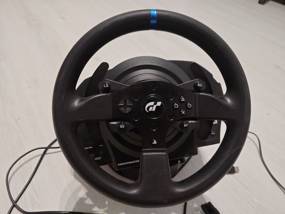 Volan Gaming T300 thrustmaster