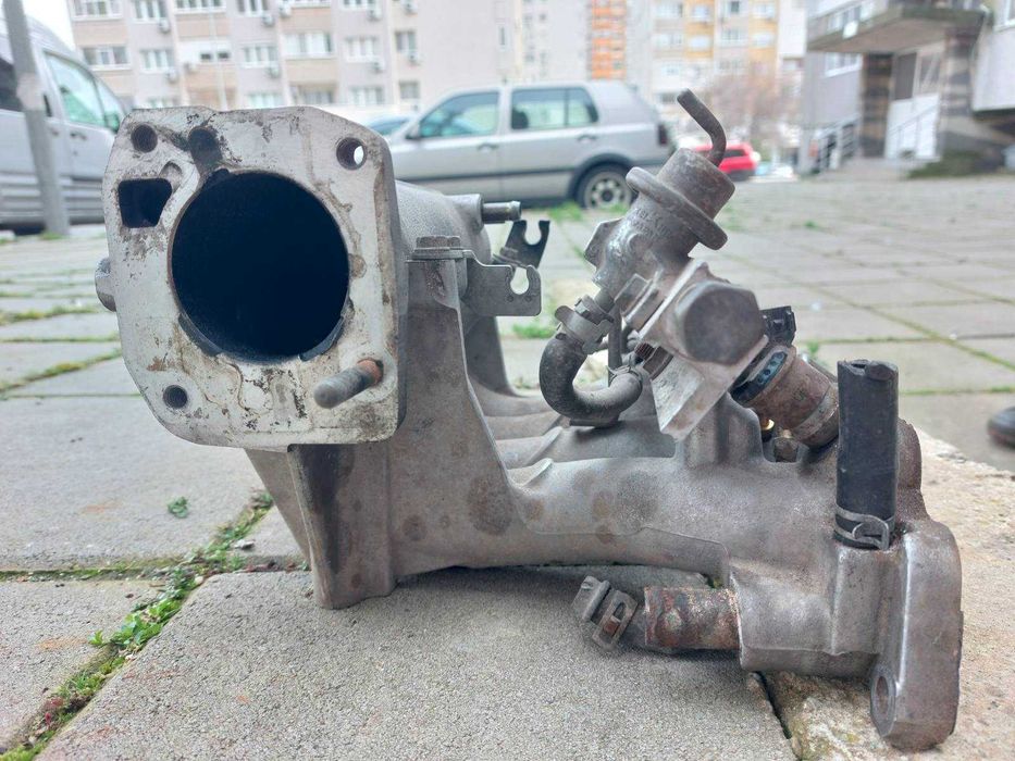 Всмукателен Колектор - Двигател: D16Z6 Honda Civic 6 (1992-1995)
