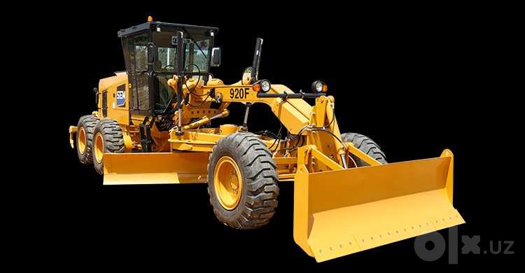 Автогрейдер SEM920F