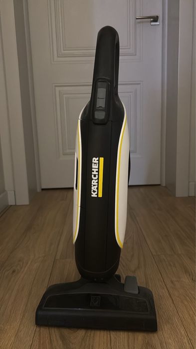 Пылесос karcher.