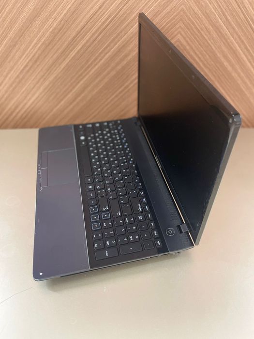 Ноутбук  SAMSUNG