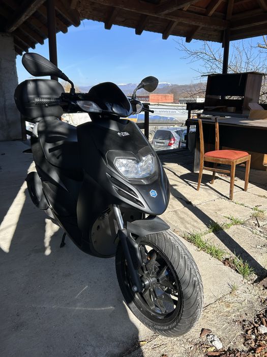 Vand scuter piaggio typhoon 49cc