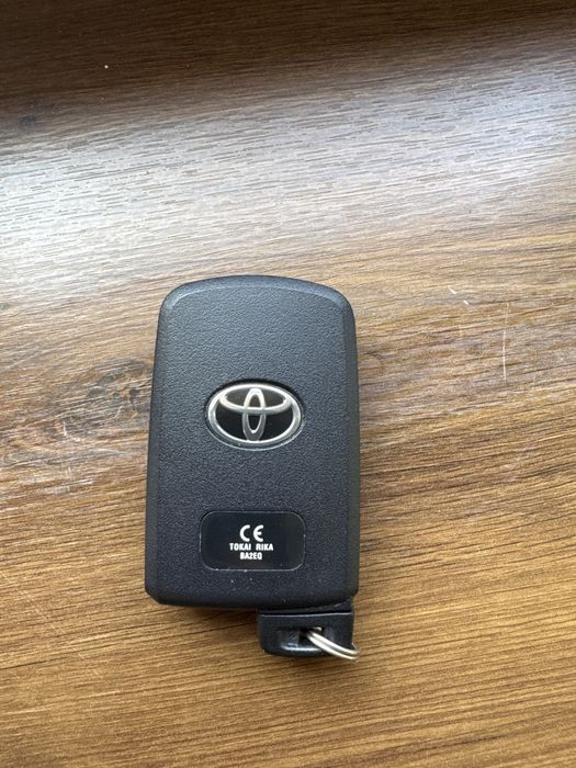 Смарт Ключ от Тойота камри