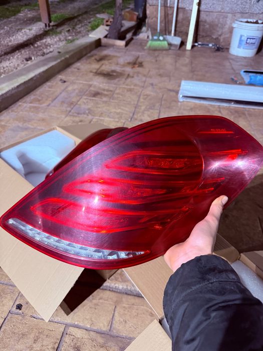 Продавам фарове, стопове и други за Mercedes S class 2015 w222