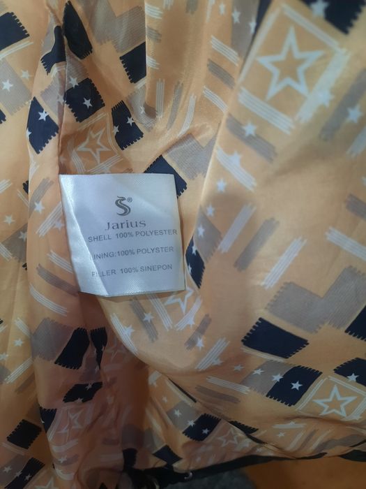 Продам зимнюю куртку