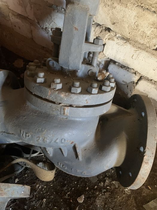 Вентиль футированный